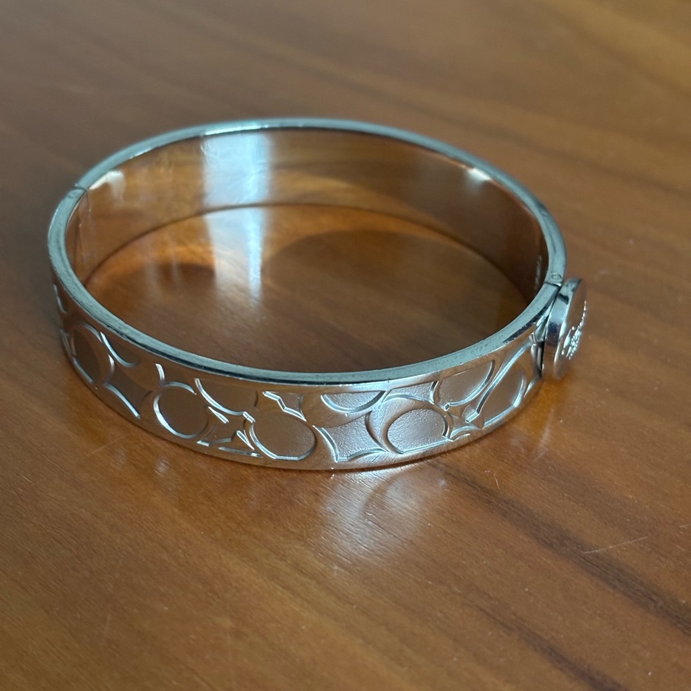 NWOT Coach Signature Silver Bangle